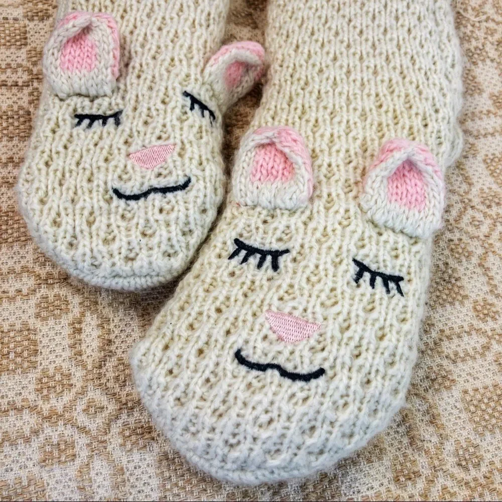 Sleepy Sheep Slipper Socks NWOT